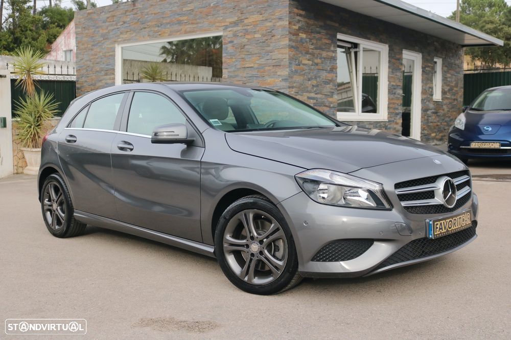 Mercedes-Benz A 250 BlueEfficiency Aut. - 3