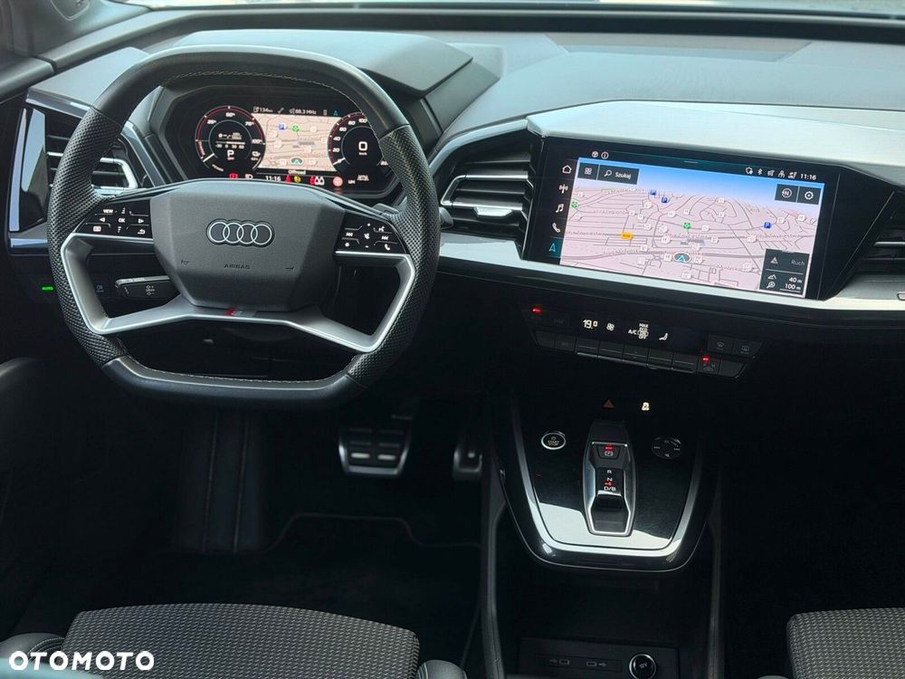 Audi Q4 e-tron 35 52kWh S Line - 17
