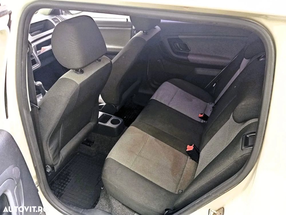 Skoda Fabia 1.2 HTP Trend - 9