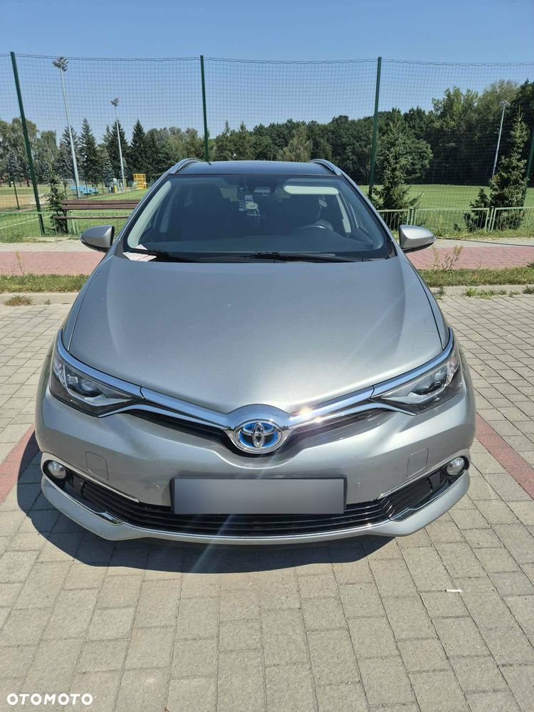 Toyota Auris Hybrid 135 Prestige - 13