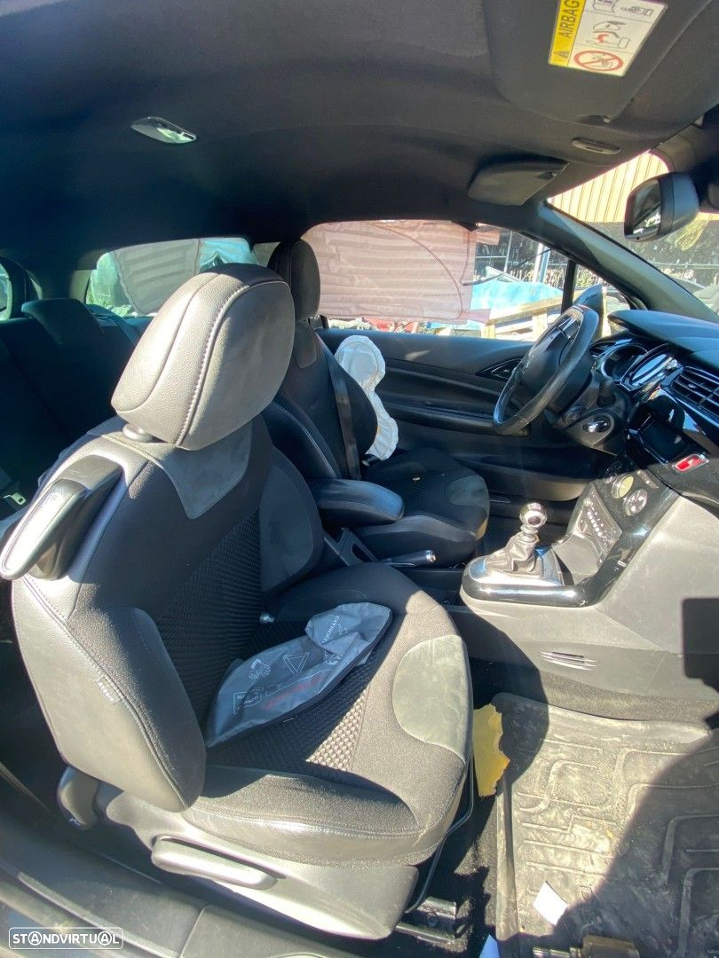 Citroen DS3 1.6 HDI de 2014 disponível para peças - 7