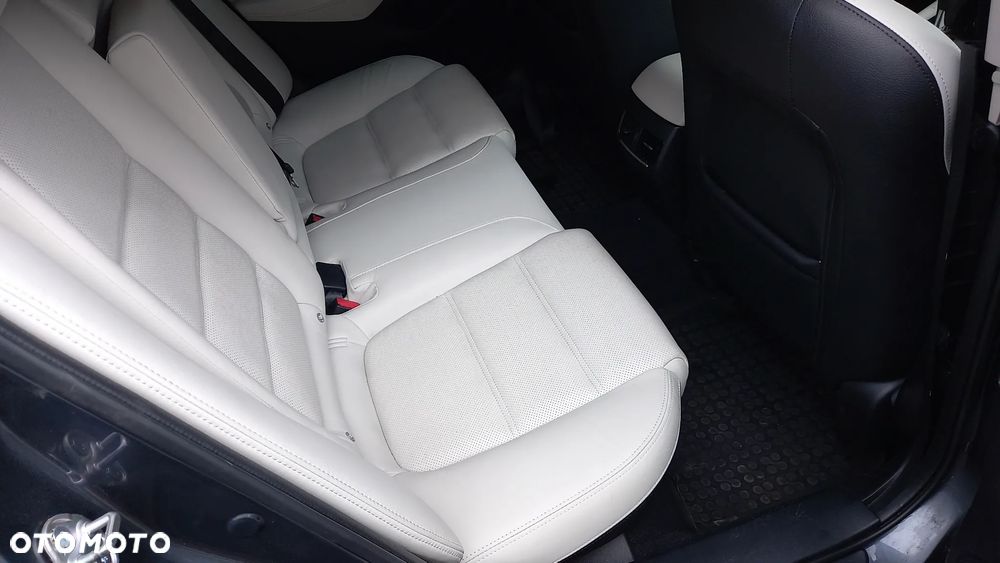 Mazda 6 - 10