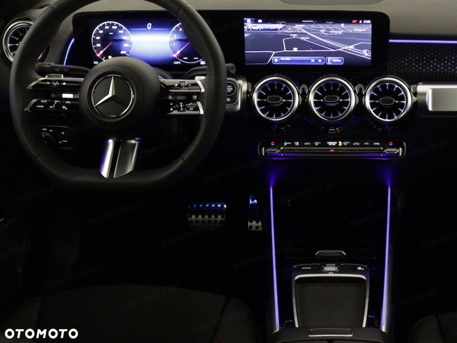 Mercedes-Benz GLB - 8