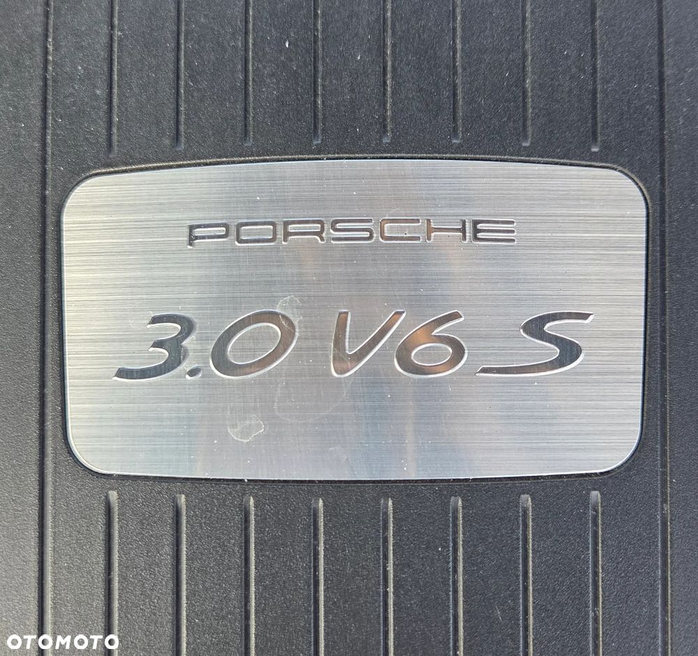 Porsche Macan S - 24