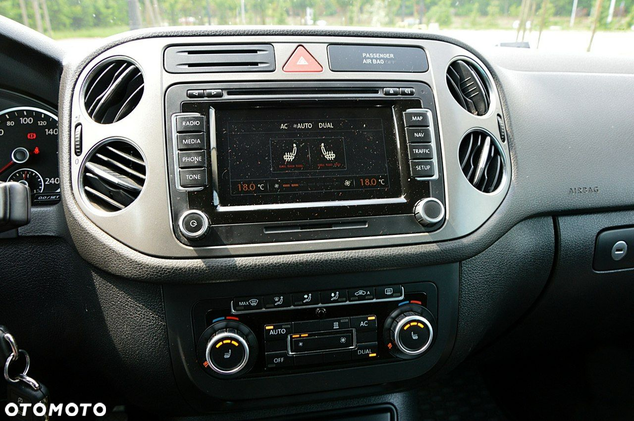 Volkswagen Tiguan 2.0 TDI DPF 4Motion BlueMotion Technology Cup Track & Style - 31