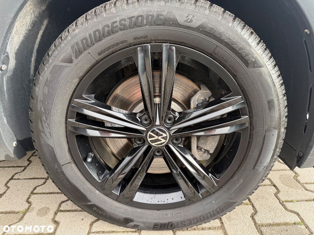 Volkswagen Tiguan 2.0 TDI SCR 4Mot Elegance DSG - 25