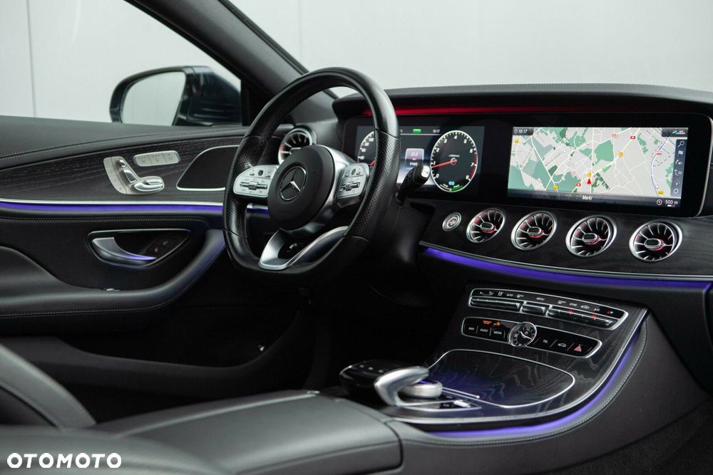 Mercedes-Benz CLS - 25