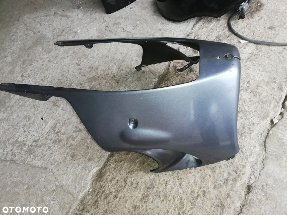 Cbr 900 rr SC 33 rok 99 plug - 5