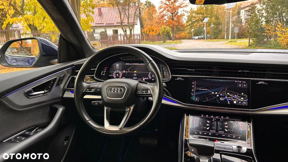 Audi Q8 - 18