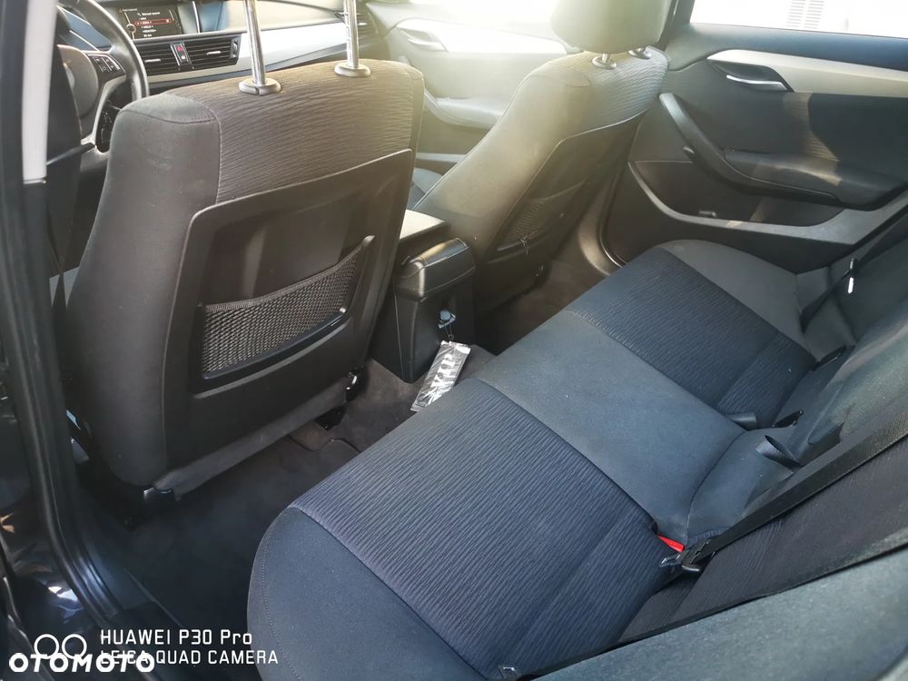 BMW X1 sDrive18i - 10