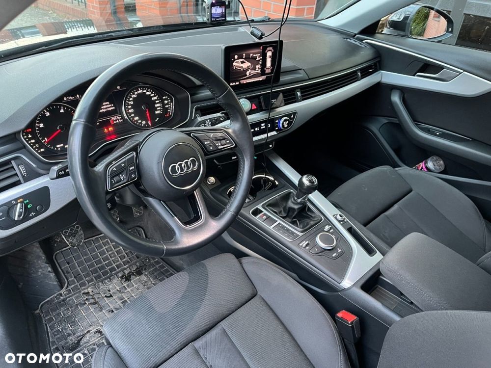 Audi A4 Avant 2.0 TDI - 7