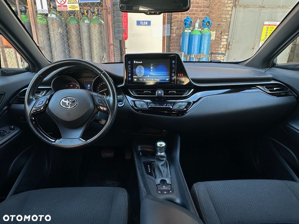 Toyota C-HR 1.8 Hybrid Premium - 17
