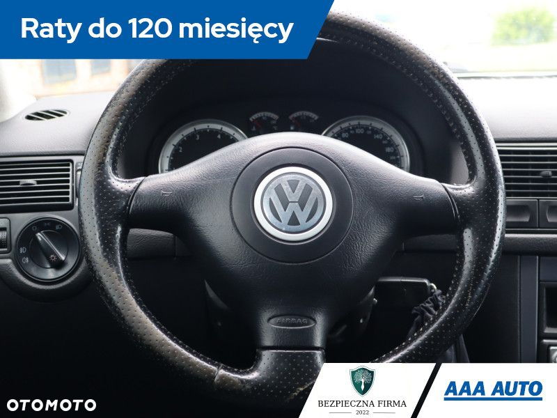 Volkswagen Golf - 15