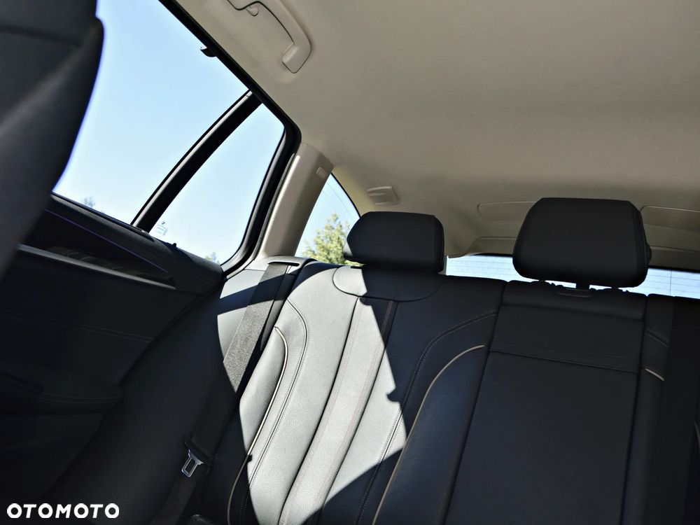 BMW Seria 5 520d Luxury Line sport - 23