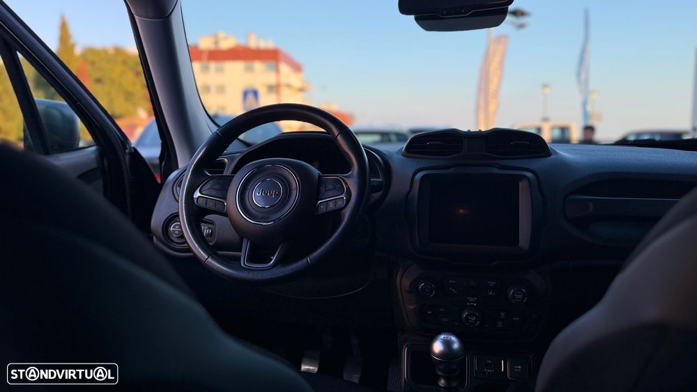 Jeep Renegade 1.0 T Limited - 10