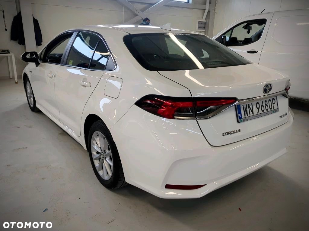 Toyota Corolla 1.8 Hybrid Comfort - 4