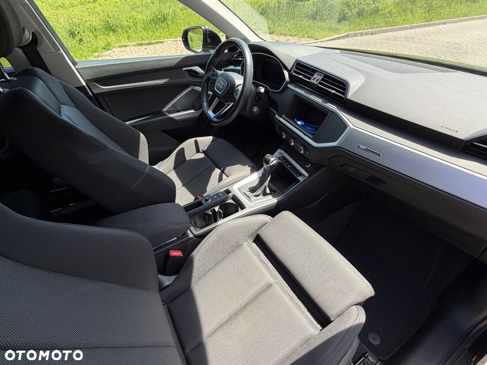 Audi Q3 35 TFSI S tronic - 9