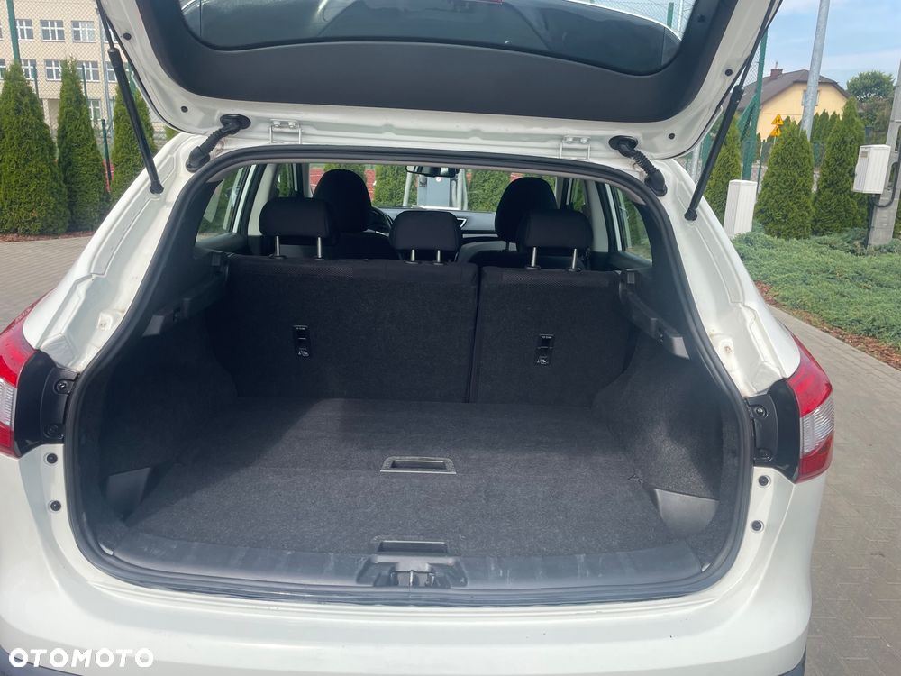 Nissan Qashqai - 4