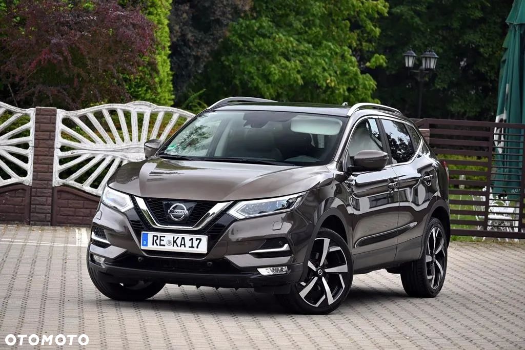 Nissan Qashqai 1.2 DIG-T Xtronic TEKNA+ - 1