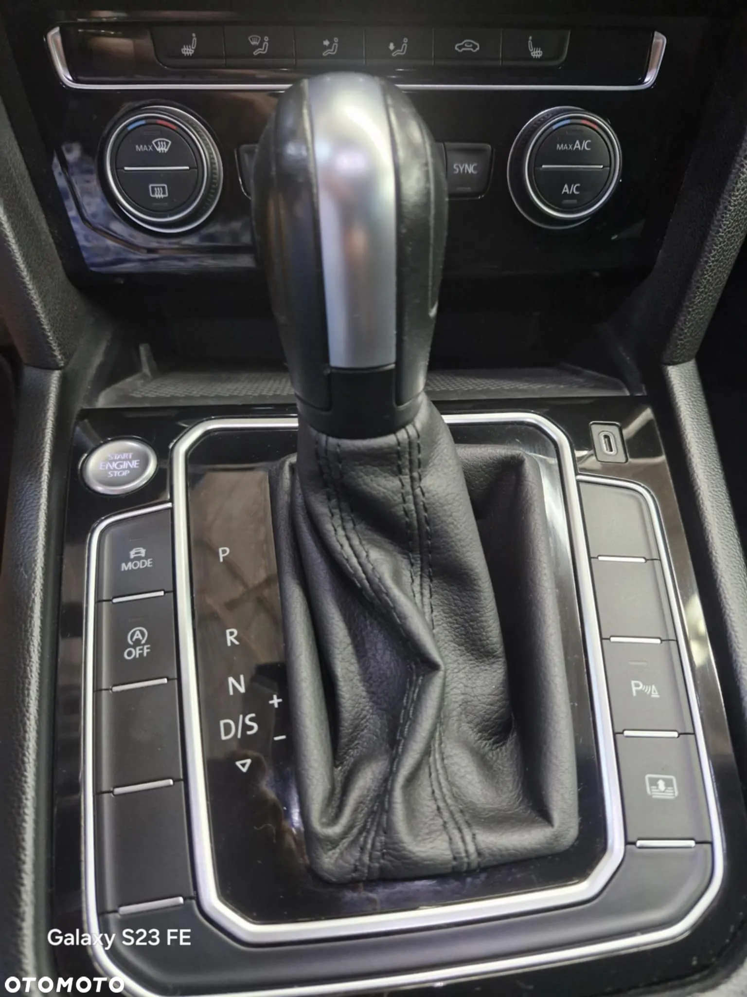 Volkswagen Passat 2.0 TSI Elegance DSG - 29