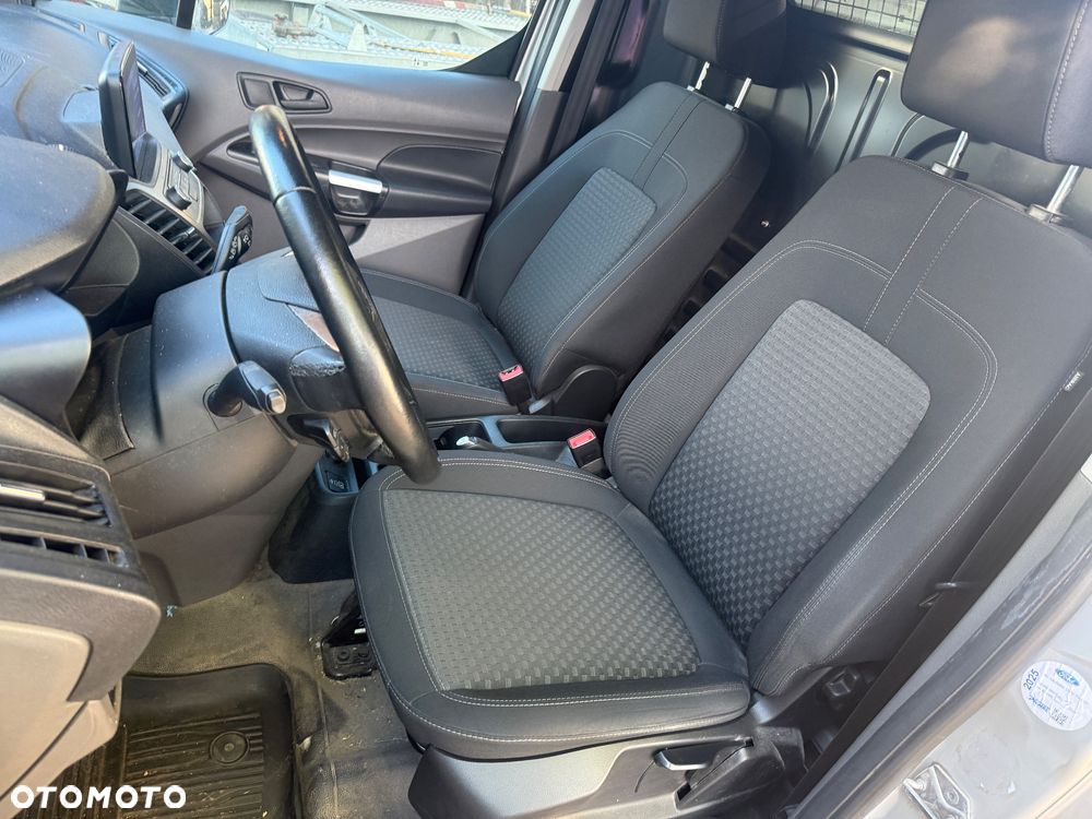 Ford Transit connect - 17