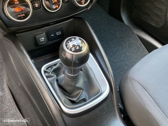 Fiat Tipo Station Wagon 1.3 M-Jet Lounge - 25