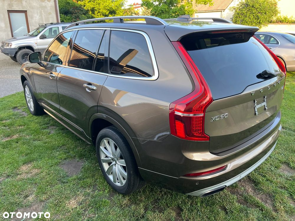Volvo XC 90 - 5