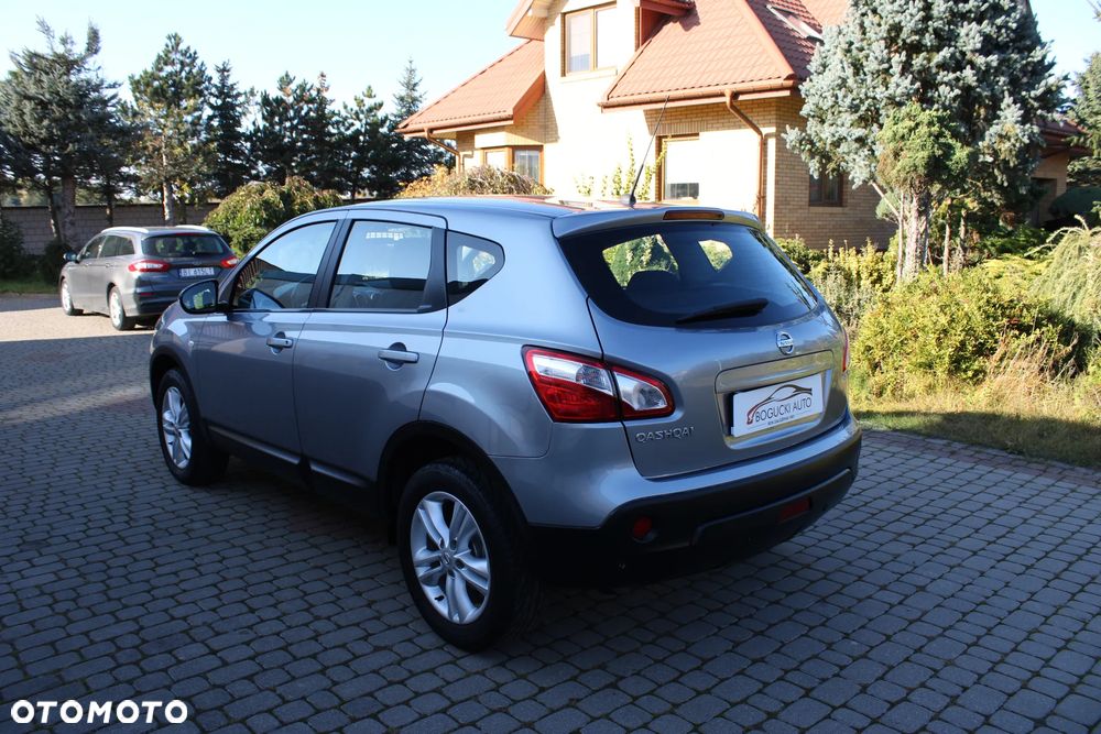 2010 Nissan Qashqai 1.6 Acenta, photograph 6