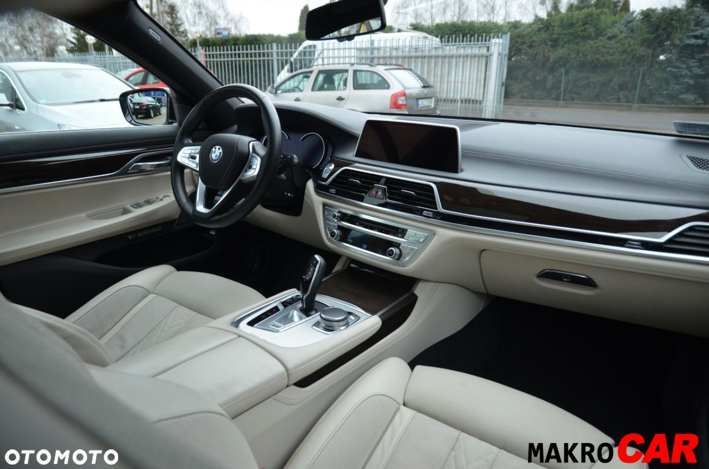 BMW Seria 7 - 16
