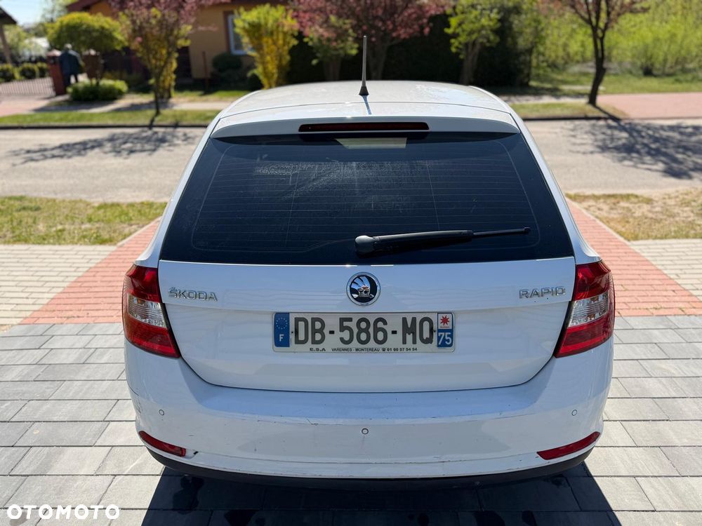 Skoda RAPID 1.6 TDI DSG Active - 6