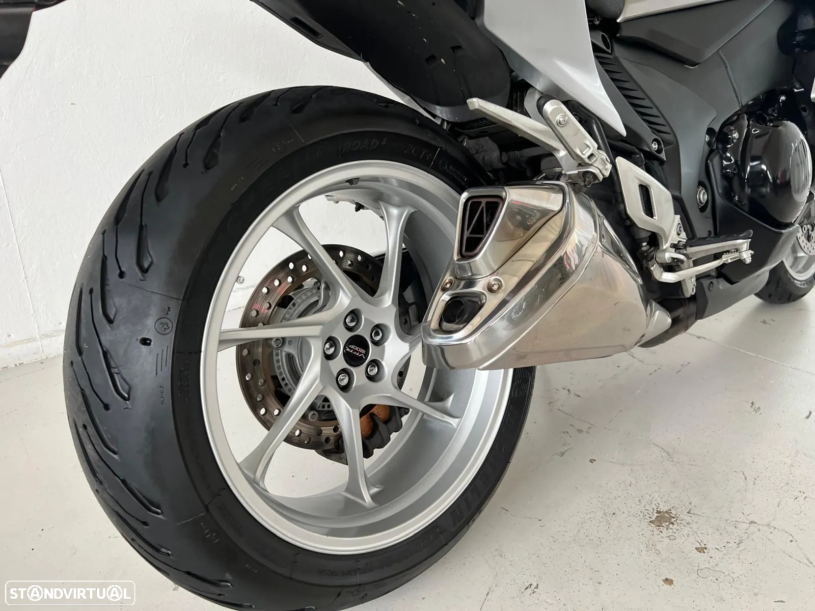 Honda VFR 1200 - 4