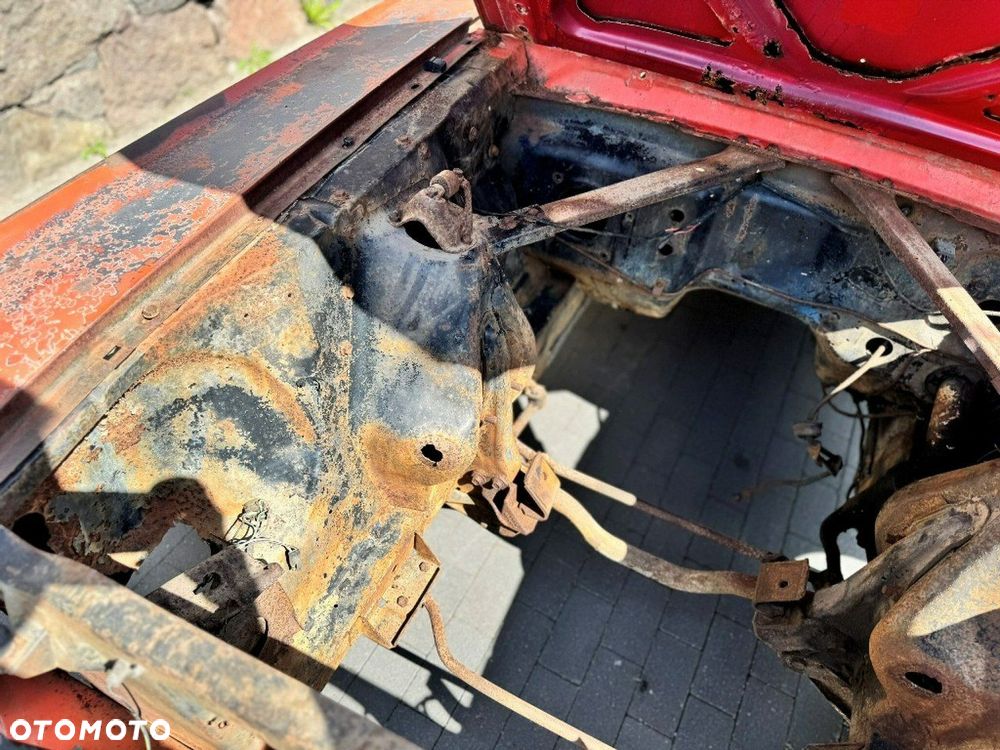 Ford Inny - 24
