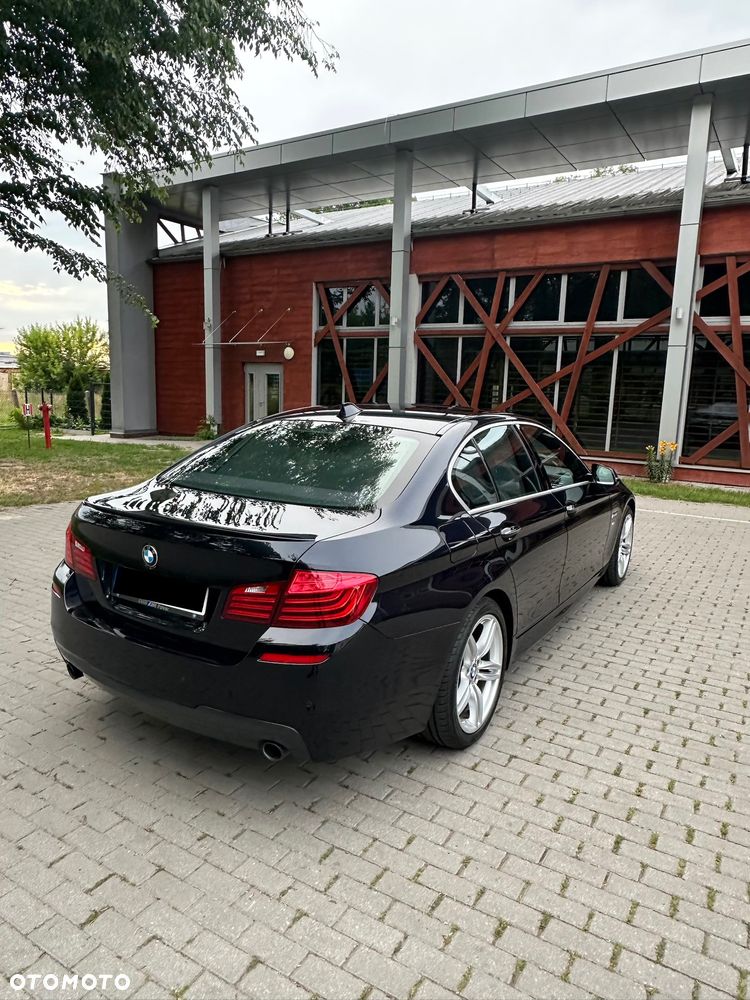 BMW Seria 5 535d xDrive - 4