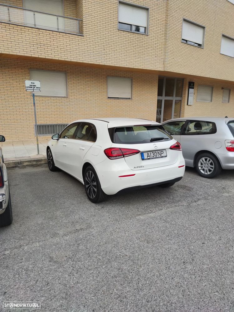 Mercedes-Benz A 250 e Progressive - 5