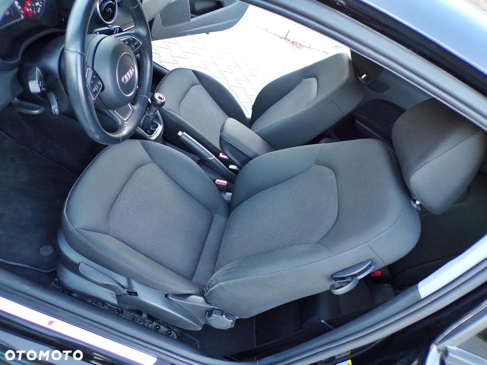 Audi A1 3-drzwiowe 1.0 TFSI ultra sport - 24
