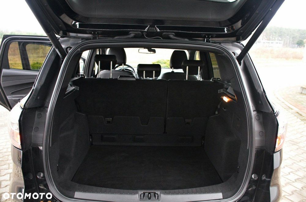 Ford Kuga - 18