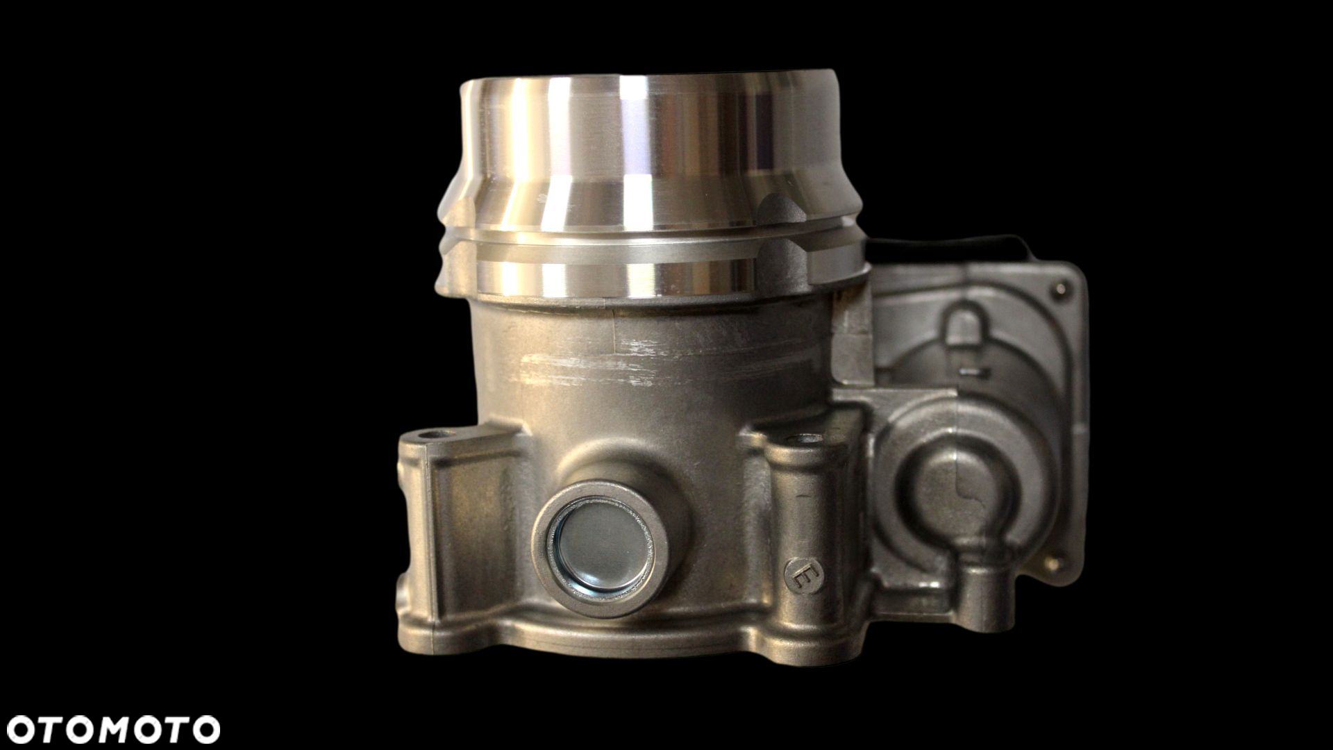 VOLVO V40 V40CC S60 V60 przepustnica 2,0D OE 32202650 - 2