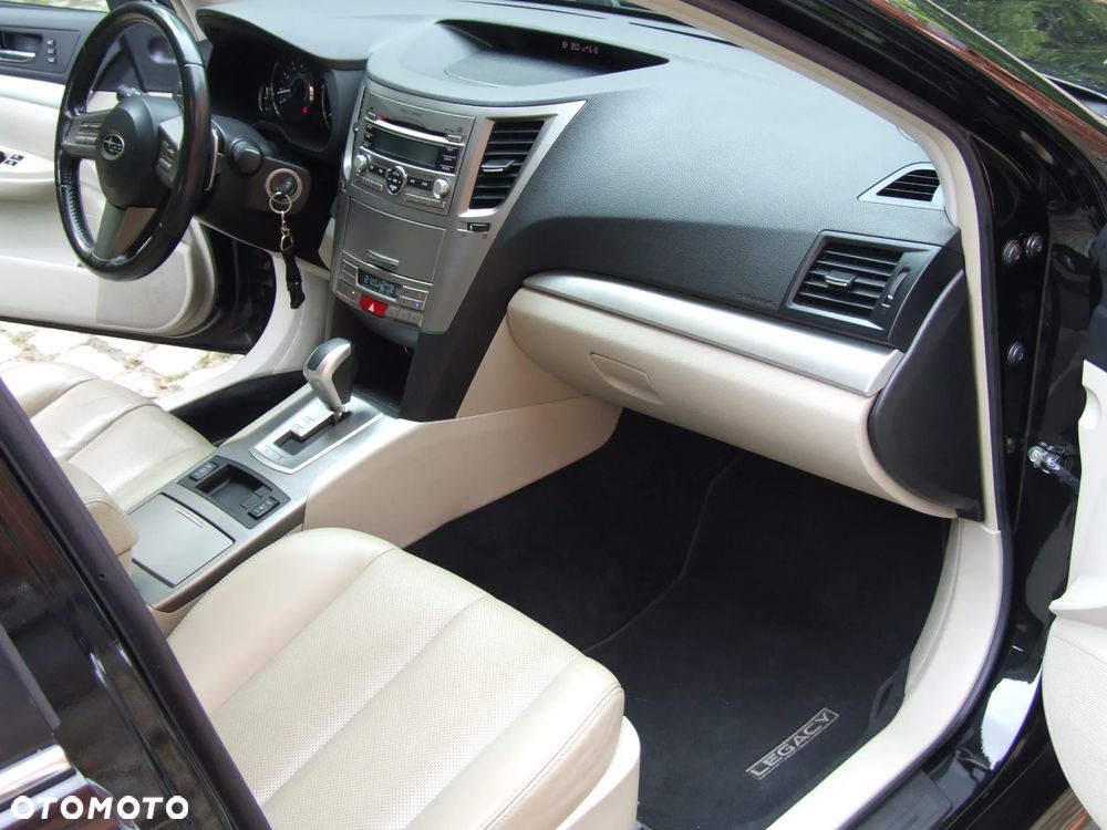 Subaru Legacy 2.5i Comfort - 3