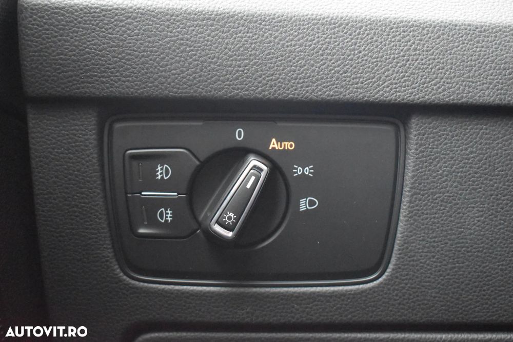 Volkswagen Passat 2.0 TDI DSG Highline - 38