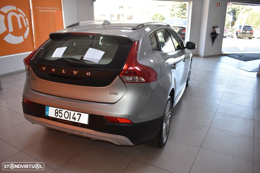 Volvo V40 Cross Country 1.6 D2 Summum - 10