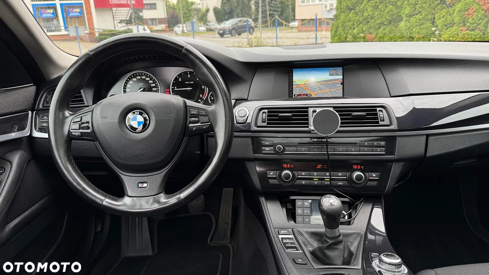 BMW Seria 5 520d BluePerformance - 6