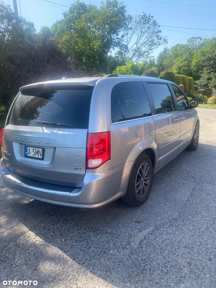 Dodge Grand Caravan 3.6 R/T - 4