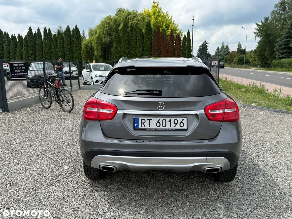 Mercedes-Benz GLA 200 7G-DCT Activity Edition - 16
