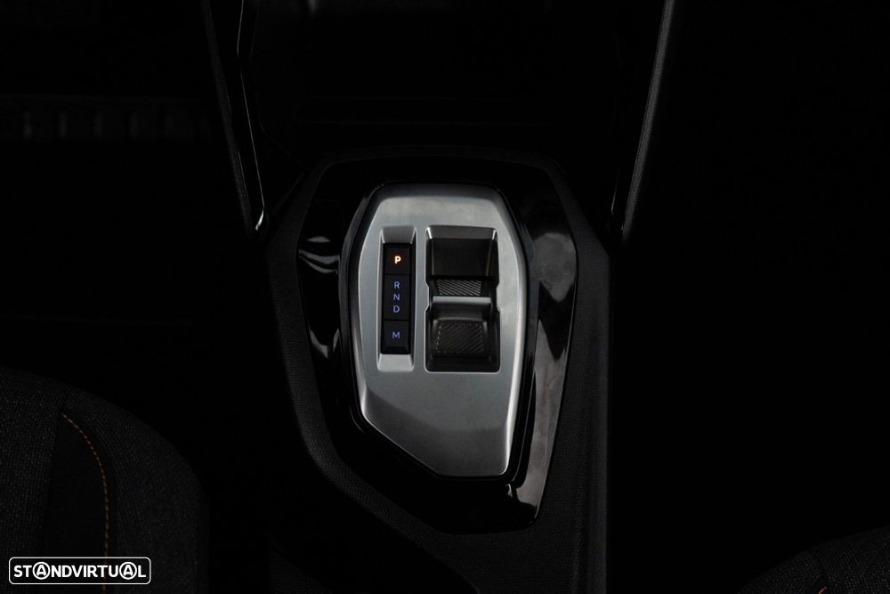 Peugeot 2008 1.2 Hybrid Style e-DCS6 - 18