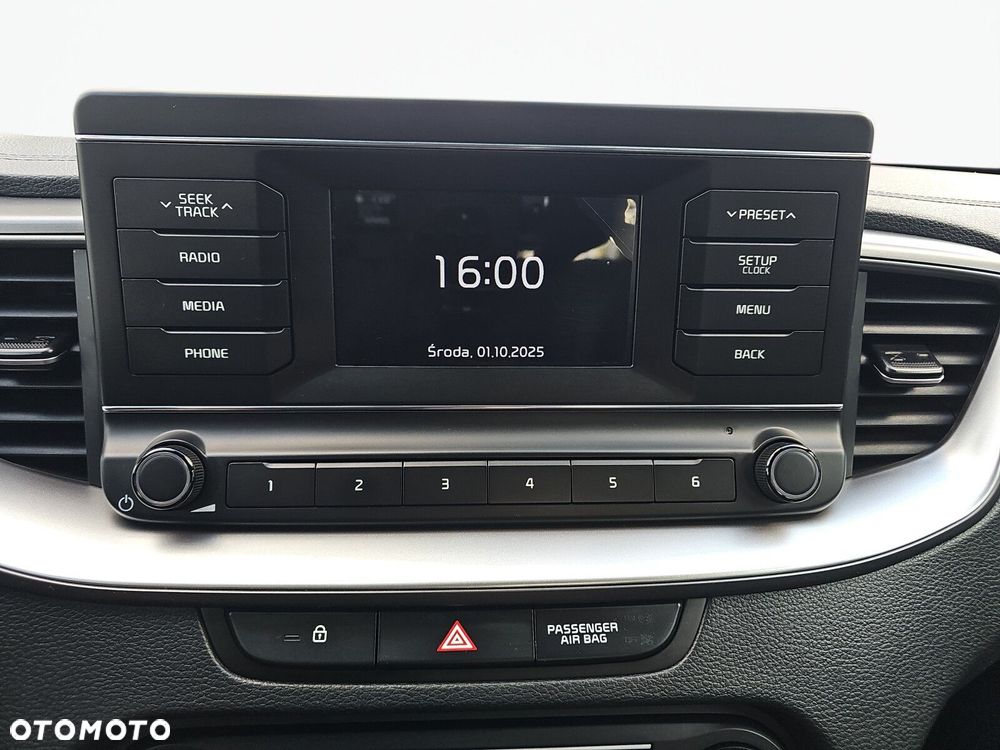 Kia Ceed - 20