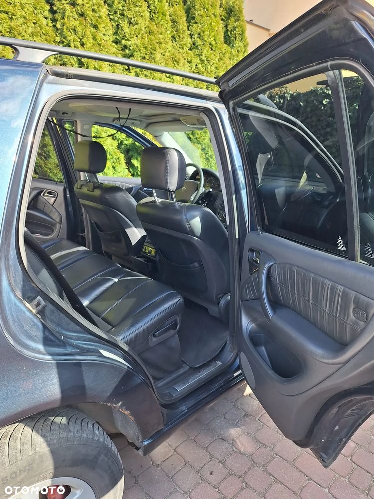 Mercedes-Benz ML - 11