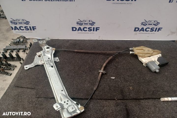 Macara geam spate stanga electrica 827210008R 920040102 0130822330 82 - 1