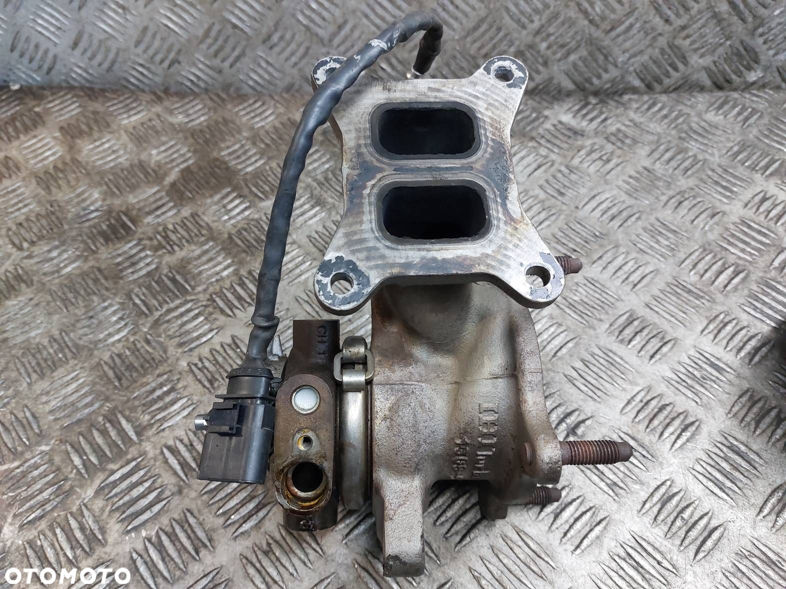 TURBOSPRĘŻARKA TURBINA USZKODZONA AUDI A5 8T 1.8 TFSI - 3