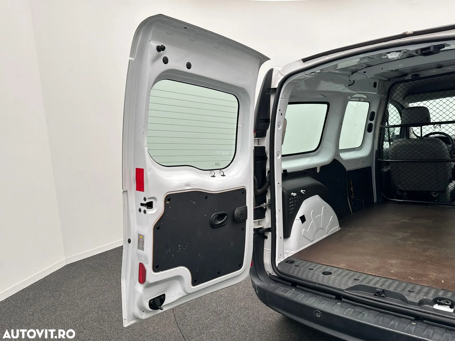Renault Kangoo 1.5 dCi FAP Expression - 14