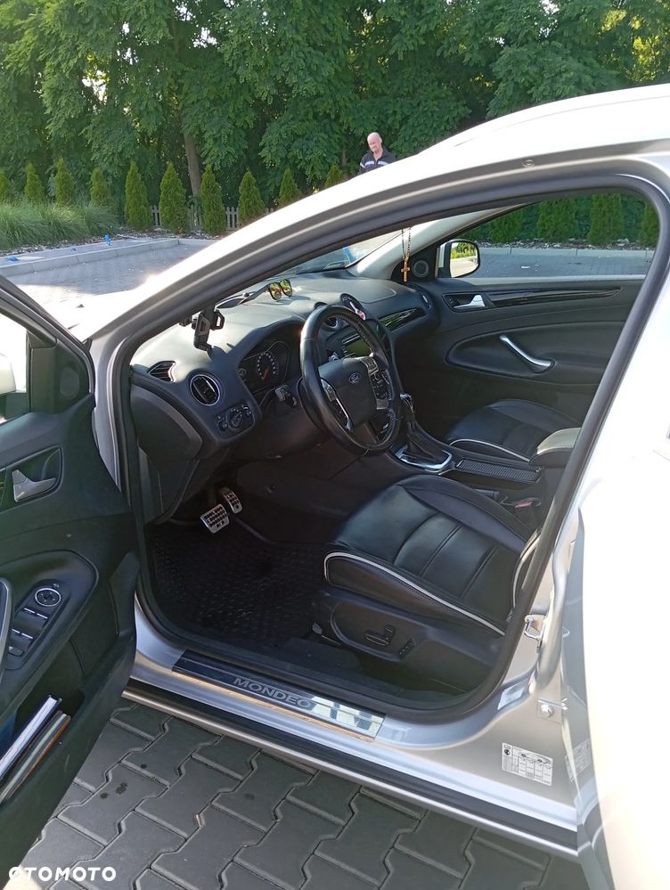Ford Mondeo SW - 10